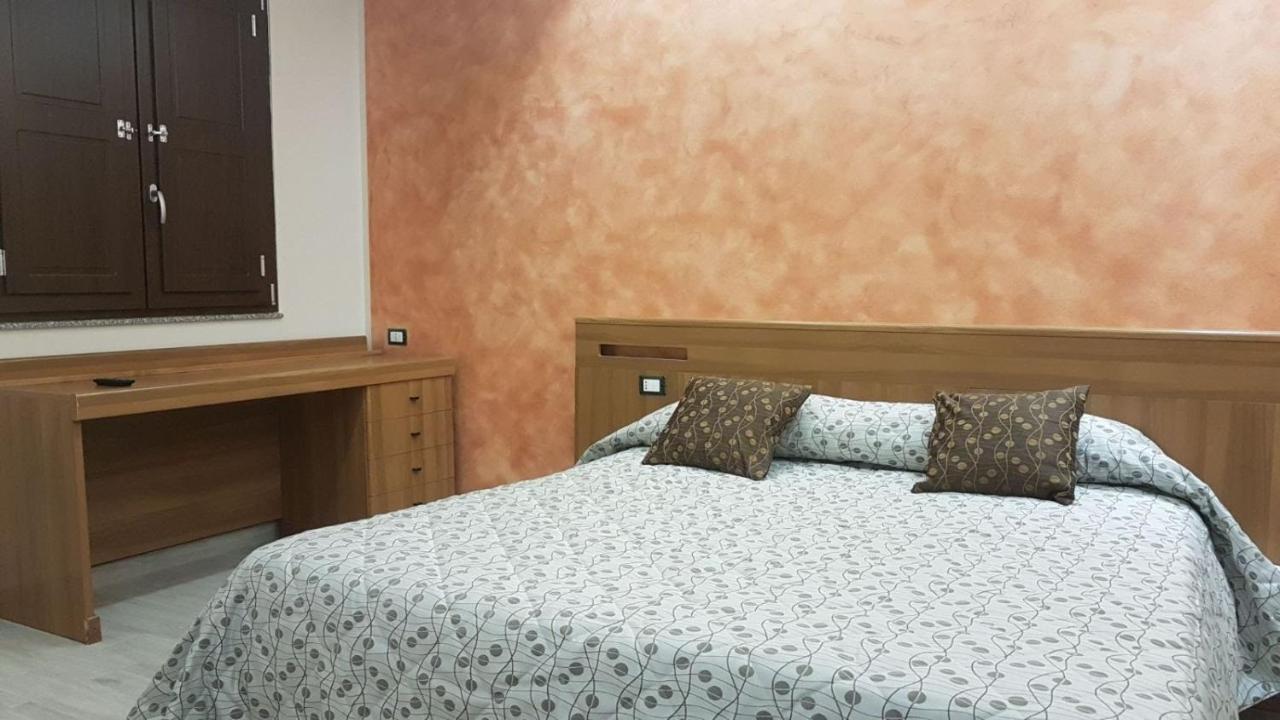 Hotel Caligiuri Decollatura Экстерьер фото